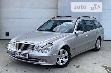 Универсал Mercedes-Benz E-Class 2004 в 