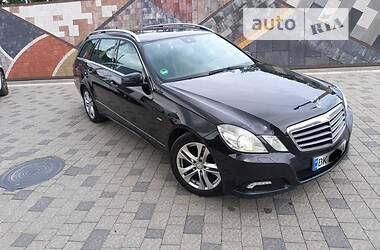 Універсал Mercedes-Benz E-Class 2009 в Рівному