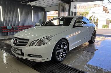 Mercedes-Benz E-Class 2012