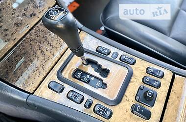 Седан Mercedes-Benz E-Class 2000 в 