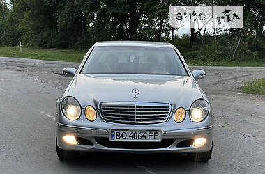 Седан Mercedes-Benz E-Class 2002 в Тернополе