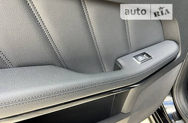 Седан Mercedes-Benz E-Class 2011 в 