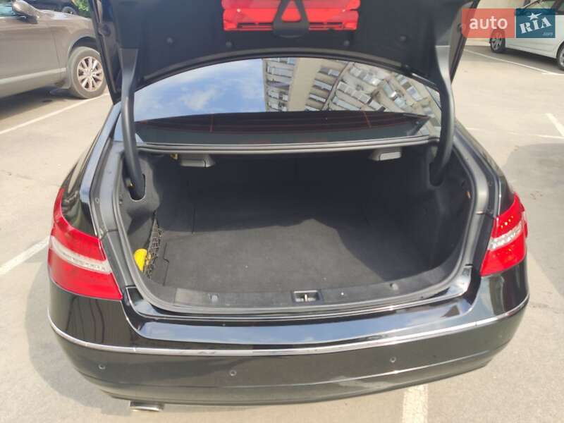 Купе Mercedes-Benz E-Class 2009 в Запорожье