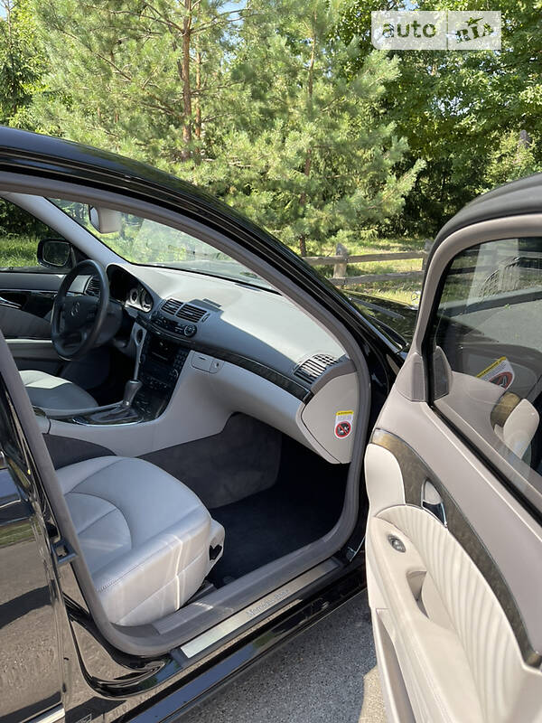 Седан Mercedes-Benz E-Class 2008 в Киеве