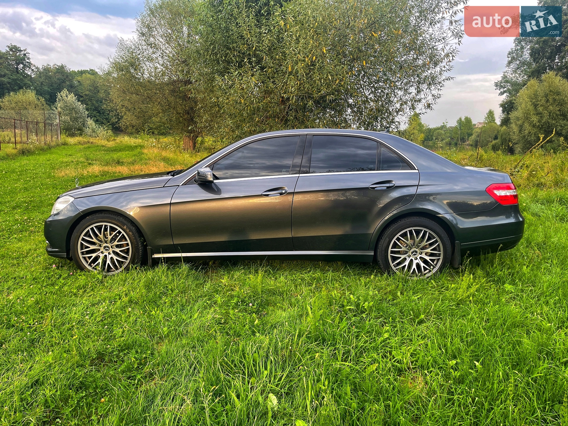 2012 Mercedes-Benz E-klasse - мініатюра 2