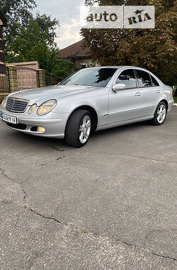 Седан Mercedes-Benz E-Class 2002 в Прилуках