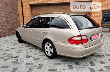 Универсал Mercedes-Benz E-Class 2003 в 