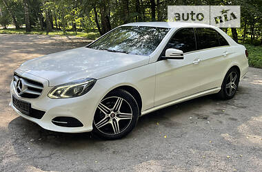 Седан Mercedes-Benz E-Class 2014 в Тернополе