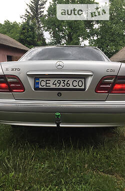 Седан Mercedes-Benz E-Class 2001 в Чернівцях