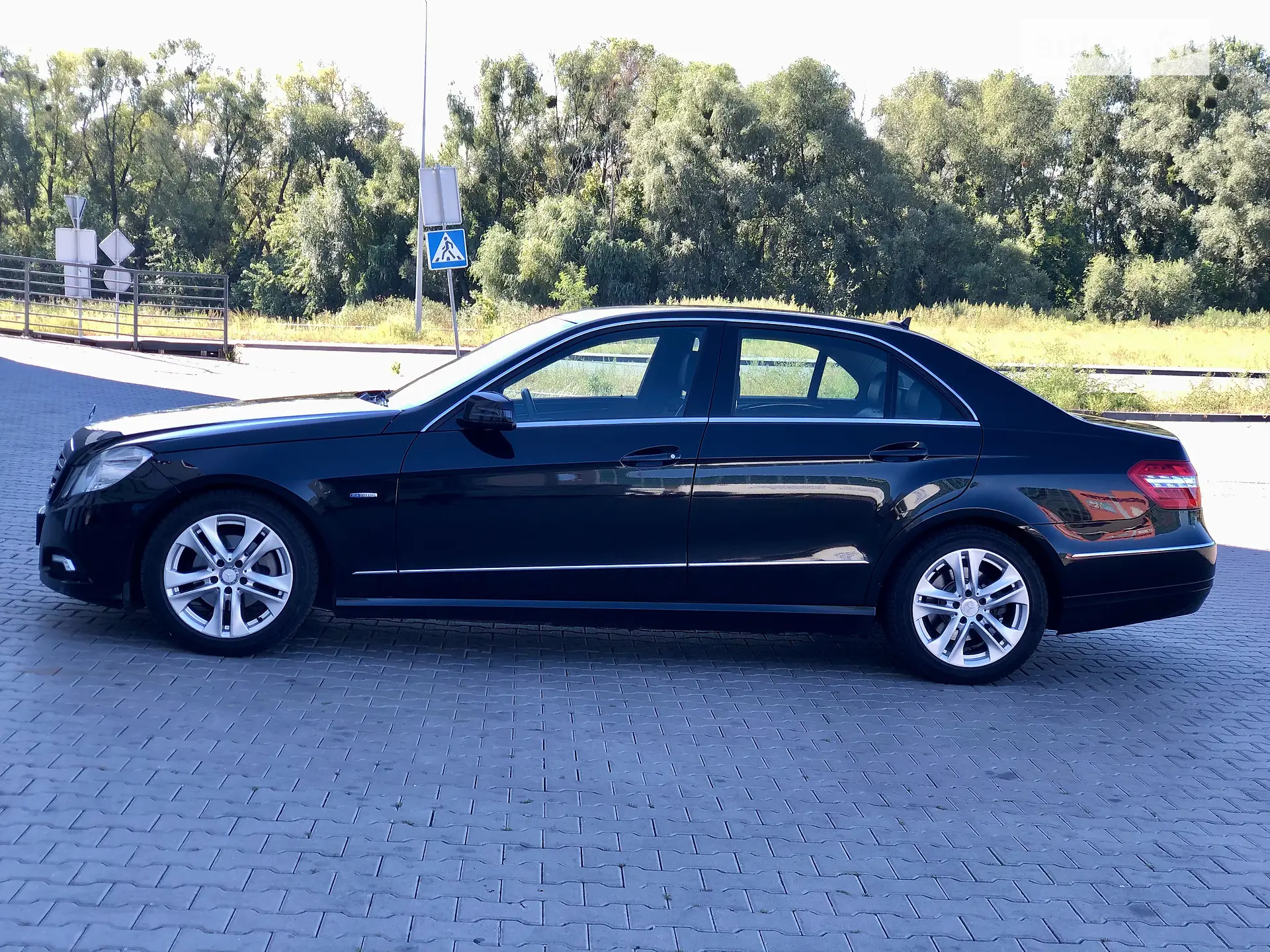 2010 Mercedes-Benz E-klasse - мініатюра 3