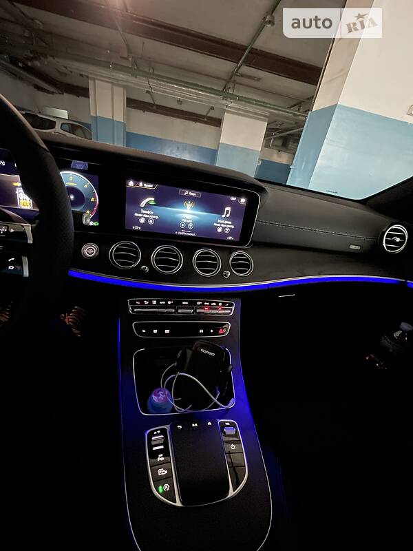 Седан Mercedes-Benz E-Class 2022 в Києві