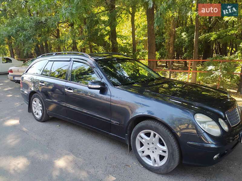 Універсал Mercedes-Benz E-Class 2004 в Одесі