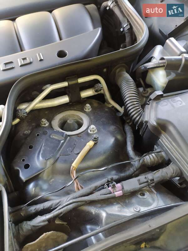 Універсал Mercedes-Benz E-Class 2004 в Одесі