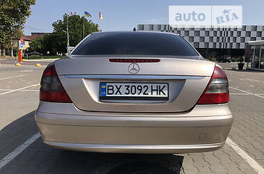 Седан Mercedes-Benz E-Class 2006 в Одесі