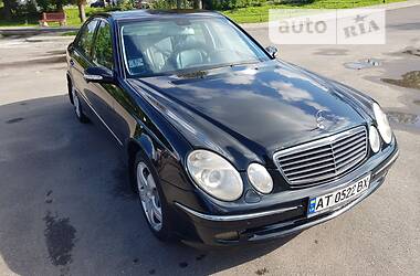 Седан Mercedes-Benz E-Class 2002 в Галиче