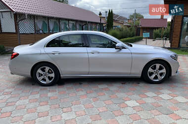 Седан Mercedes-Benz E-Class 2017 в 