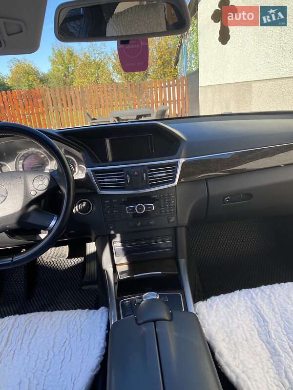 Седан Mercedes-Benz E-Class 2012 в Ужгороде фото 3 Седан Mercedes-Benz E-Class 2012 в Ужгороде