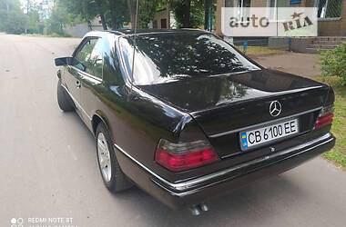 Купе Mercedes-Benz E-Class 1993 в Нежине