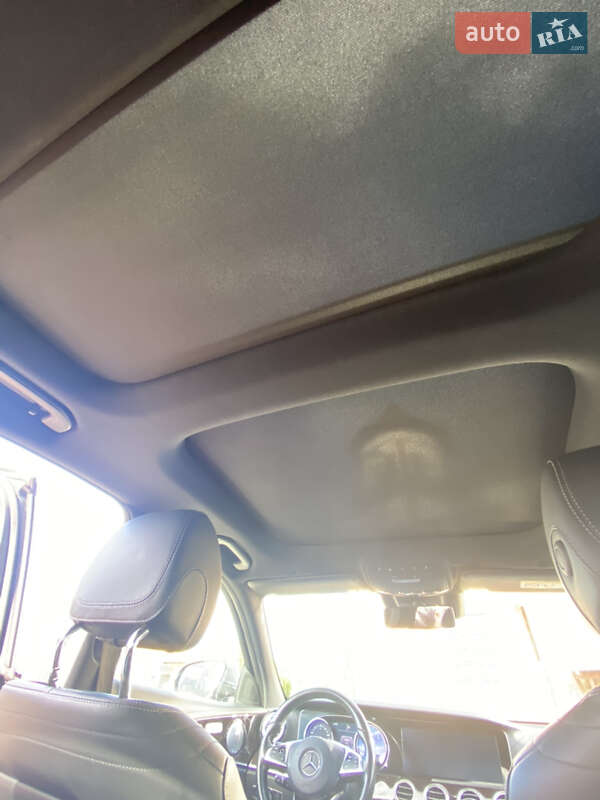 Седан Mercedes-Benz E-Class 2016 в Львове