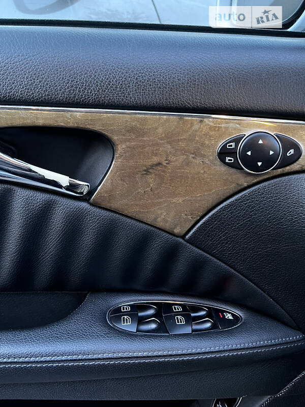 Седан Mercedes-Benz E-Class 2007 в Львові