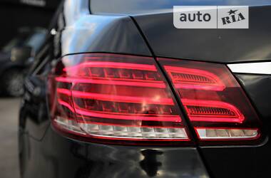 Седан Mercedes-Benz E-Class 2013 в Харкові