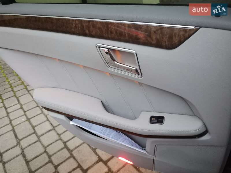 Универсал Mercedes-Benz E-Class 2011 в Ивано-Франковске фото 17 Универсал Mercedes-Benz E-Class 2011 в Ивано-Франковске