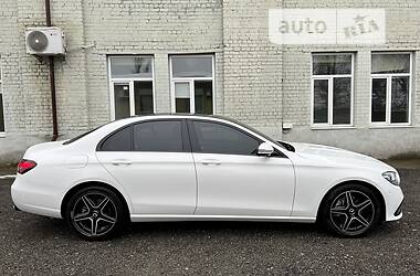 Седан Mercedes-Benz E-Class 2021 в 