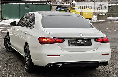Седан Mercedes-Benz E-Class 2021 в 