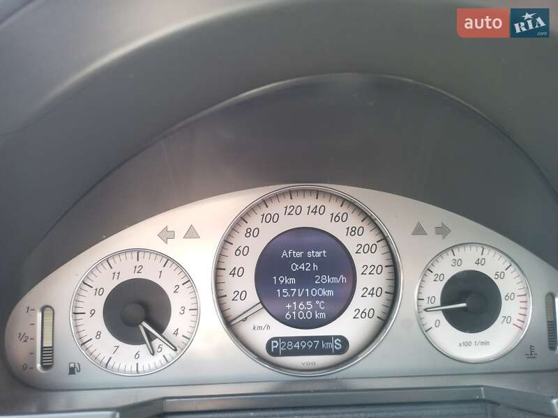 Седан Mercedes-Benz E-Class 2003 в Запоріжжі