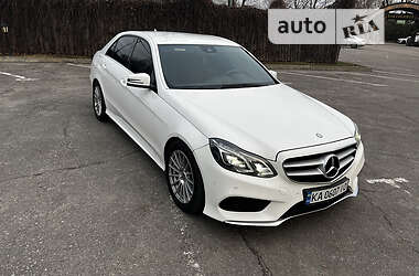 Седан Mercedes-Benz E-Class 2013 в Днепре