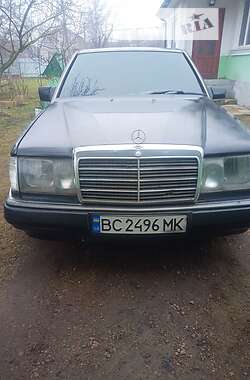 Седан Mercedes-Benz E-Class 1991 в Попельне