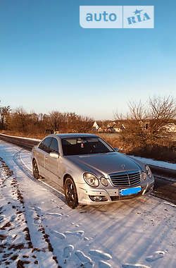 Седан Mercedes-Benz E-Class 2003 в Луцке