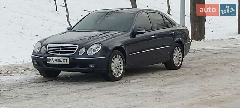 Седан Mercedes-Benz E-Class 2005 в Киеве