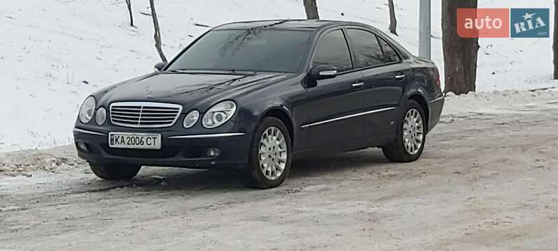 Mercedes-Benz E-Class 2005