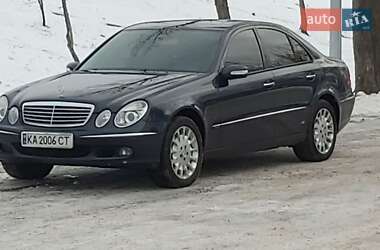 Седан Mercedes-Benz E-Class 2005 в Киеве