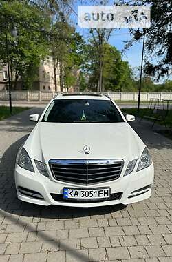 Універсал Mercedes-Benz E-Class 2011 в Бродах