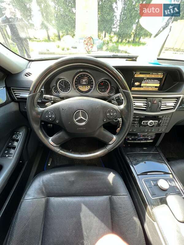 Універсал Mercedes-Benz E-Class 2011 в Бродах