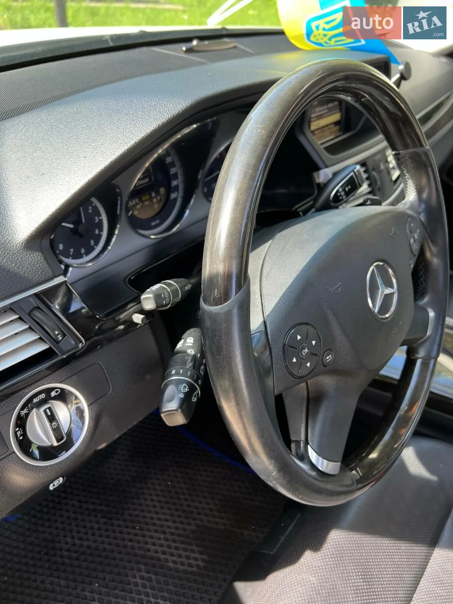 2011 Mercedes-Benz E-klasse - мініатюра 19