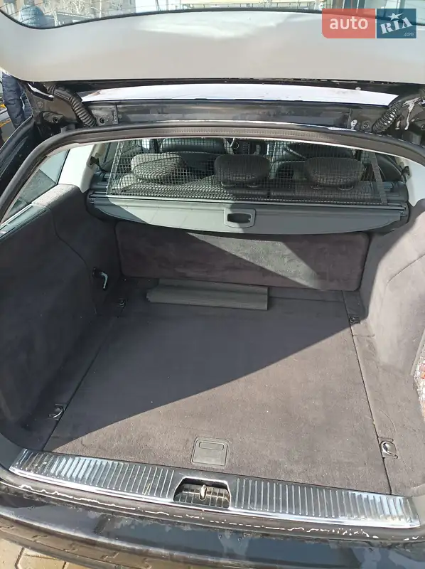 Mercedes-Benz E Class 2005 VIN WDB2112231A746180 фото оголошення 3 з 47