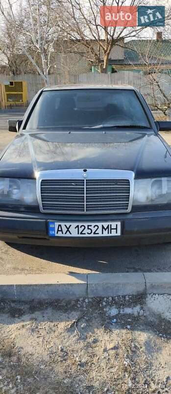 Седан Mercedes-Benz E-Class 1988 в Харкові