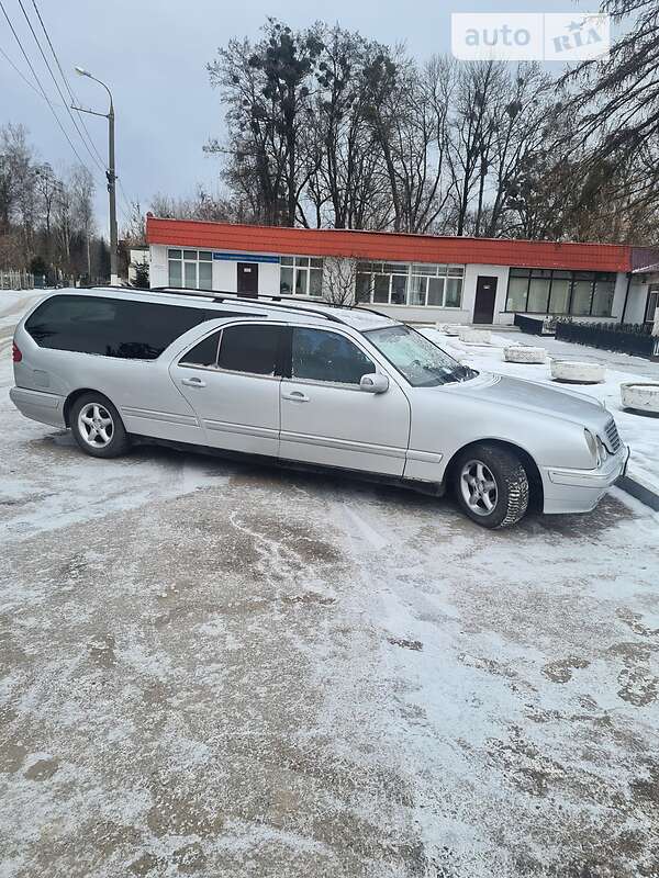 Универсал Mercedes-Benz E-Class 2002 в Виннице