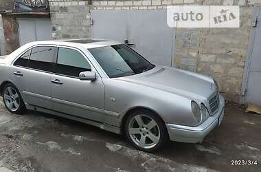 Седан Mercedes-Benz E-Class 1996 в Харкові