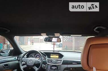 Седан Mercedes-Benz E-Class 2011 в 