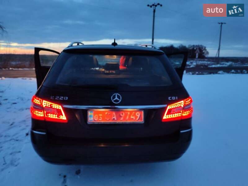 Універсал Mercedes-Benz E-Class 2011 в Шостці