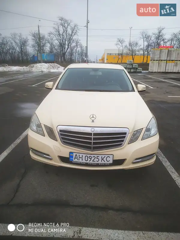 Mercedes-Benz E-Class 2011