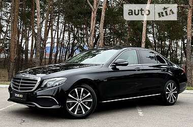 Седан Mercedes-Benz E-Class 2018 в 