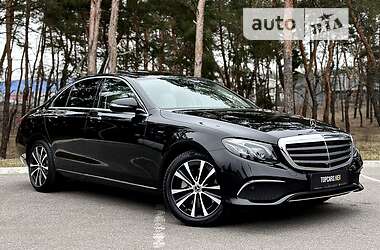 Седан Mercedes-Benz E-Class 2018 в 