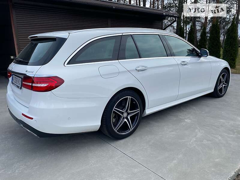 Універсал Mercedes-Benz E-Class 2016 в Києві
