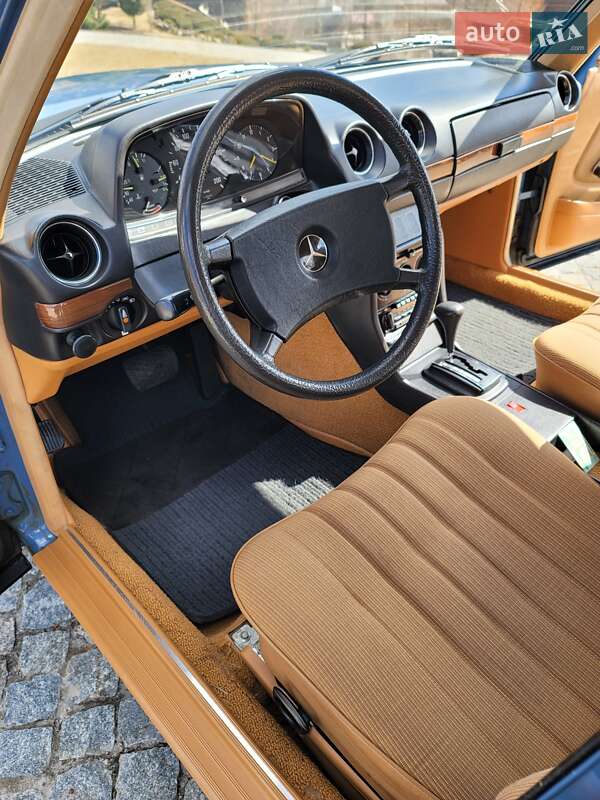 Седан Mercedes-Benz E-Class 1984 в Києві