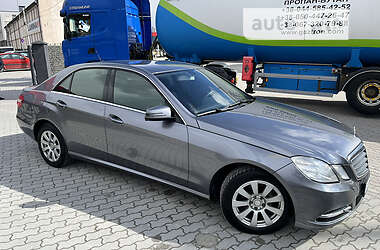 Mercedes-Benz E-Class 2012 Mercedes-Benz E-Class 2012